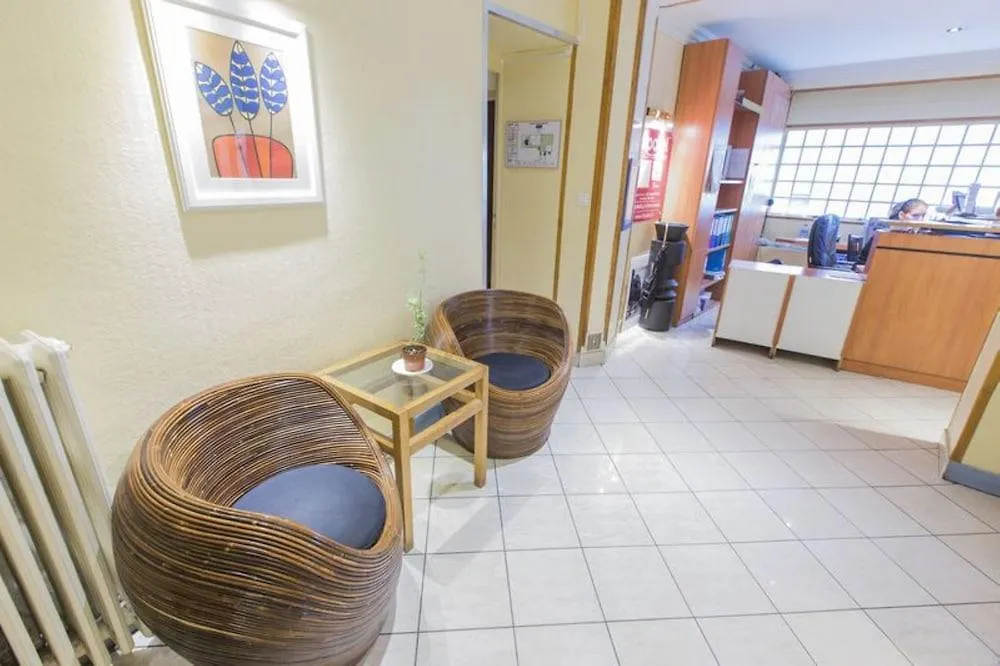 Hotell Merryl Paris