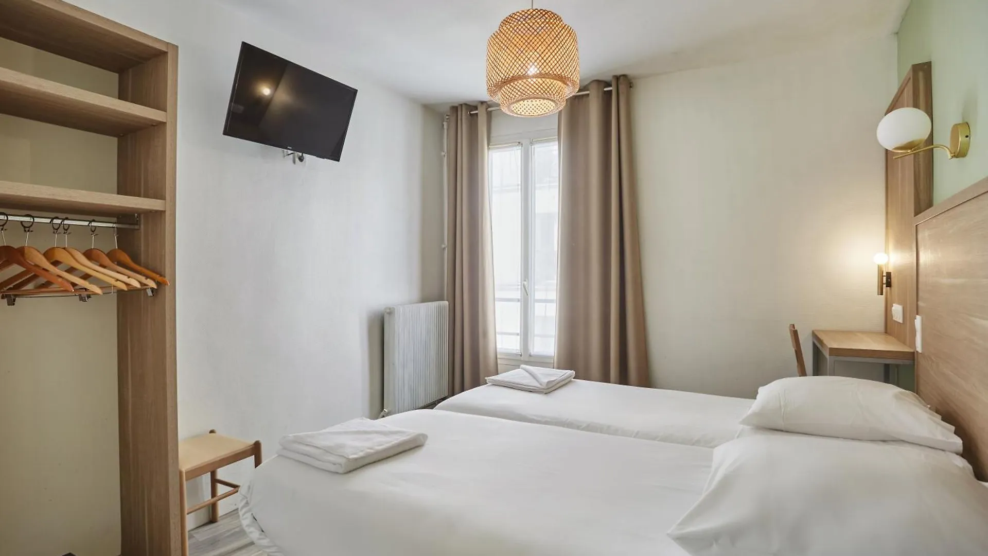 Hotel Merryl 3*